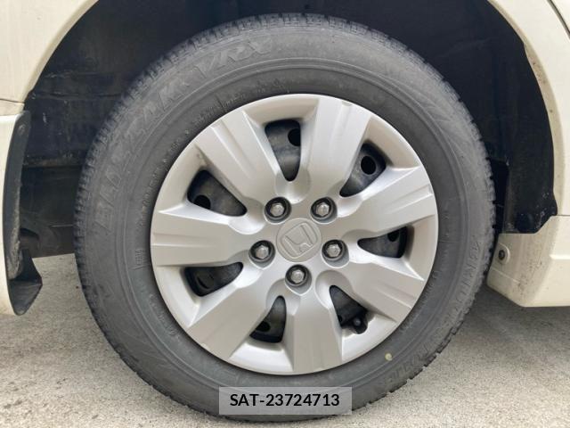 Honda e 2011-09 8038445-5