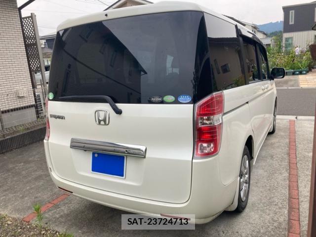 Honda e 2011-09 8038445-6