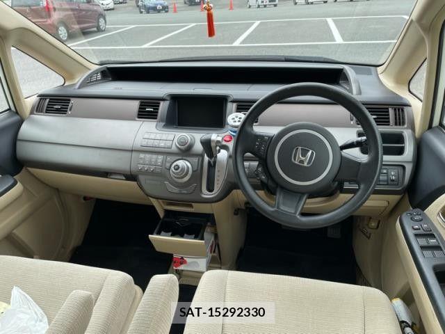 Honda e 2005-07 8075698-1