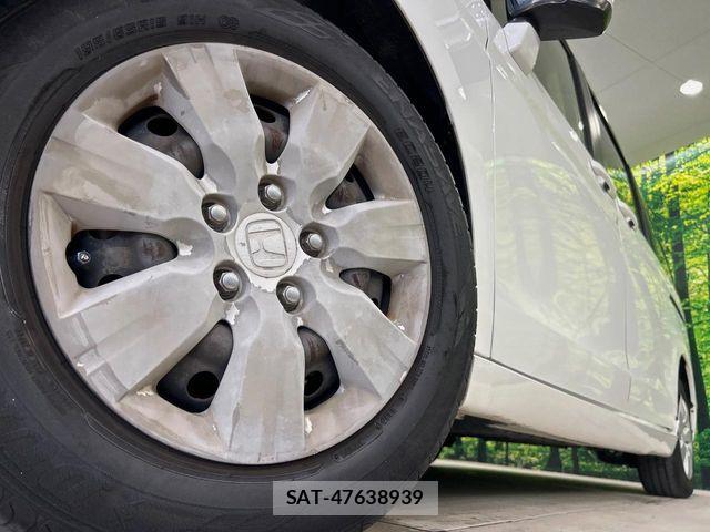 Honda e 2014-09 8075696-13