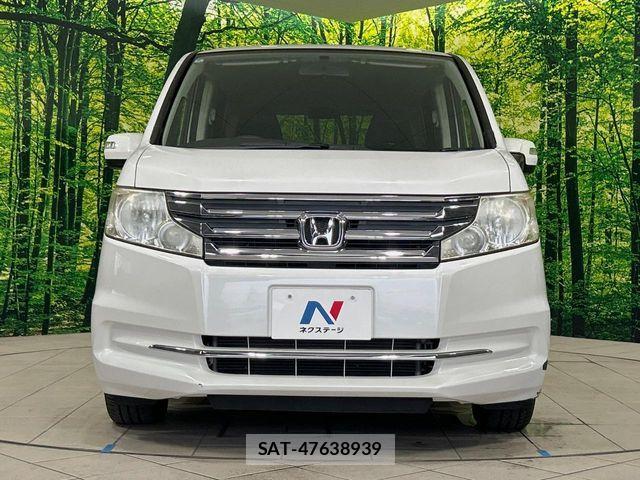 Honda e 2014-09 8075696-14