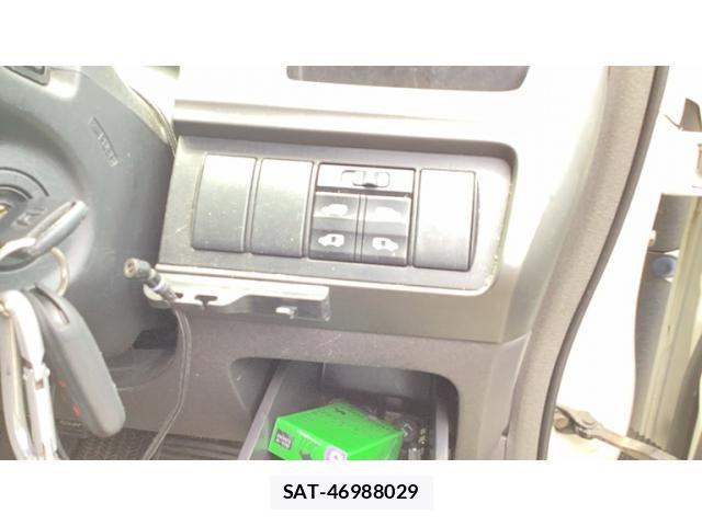 Honda e 2005-11 8075699-23