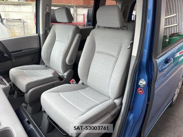 Honda e 2009-12 8075697-10