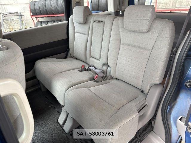 Honda e 2009-12 8075697-12