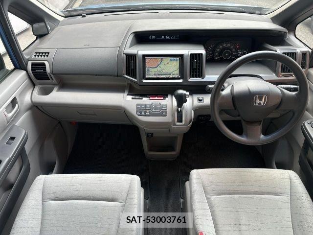 Honda e 2009-12 8075697-19