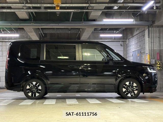 Honda e 2025-10 8075701-20