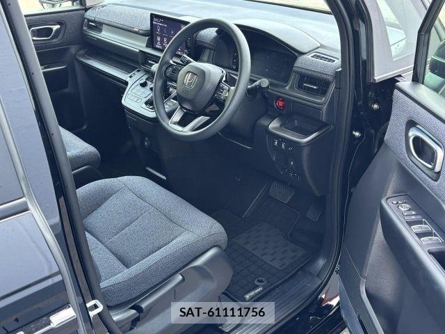 Honda e 2025-10 8075701-3