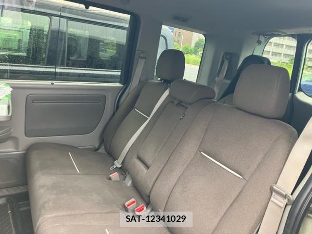 Honda e 2015-09 8102025-9