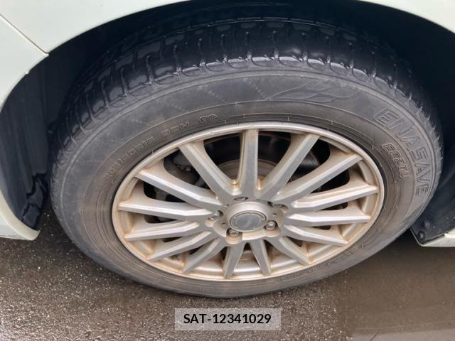 Honda e 2015-09 8102025-4