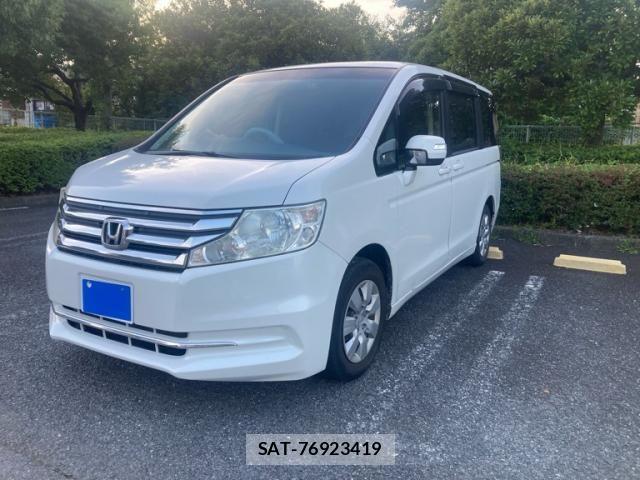 Honda e 2014-04 8102026-0