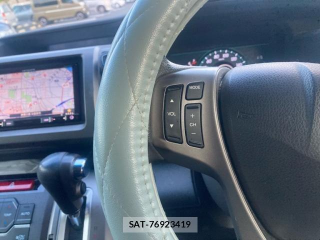 Honda e 2014-04 8102026-16
