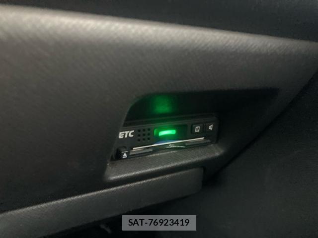 Honda e 2014-04 8102026-20