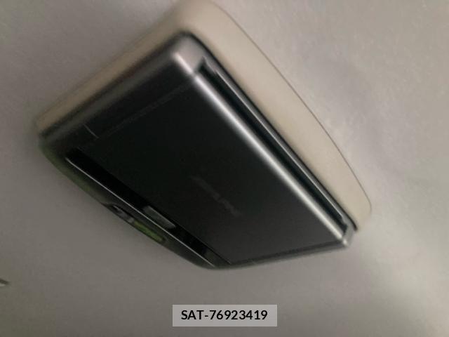 Honda e 2014-04 8102026-25