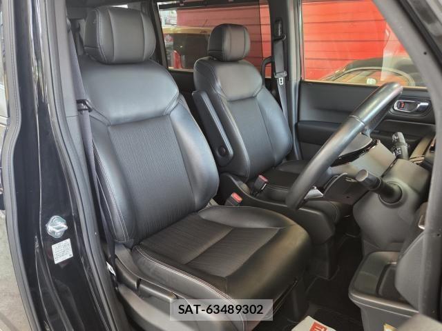 Honda e 2023-12 8102023-22
