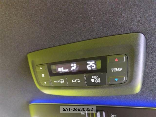 Honda e 2022-09 8132497-25