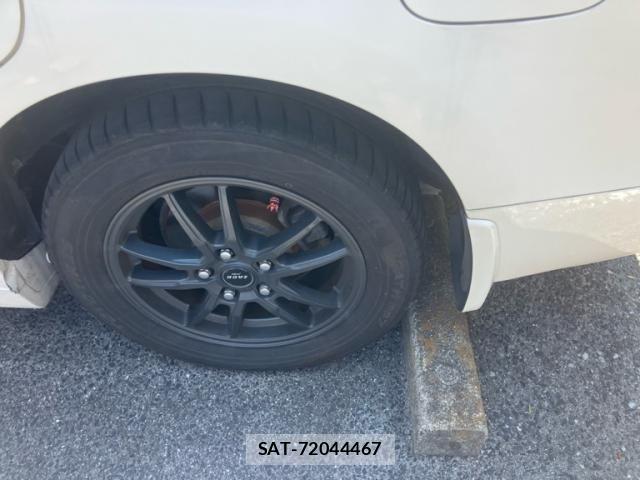 Honda e 2010-03 8132498-7