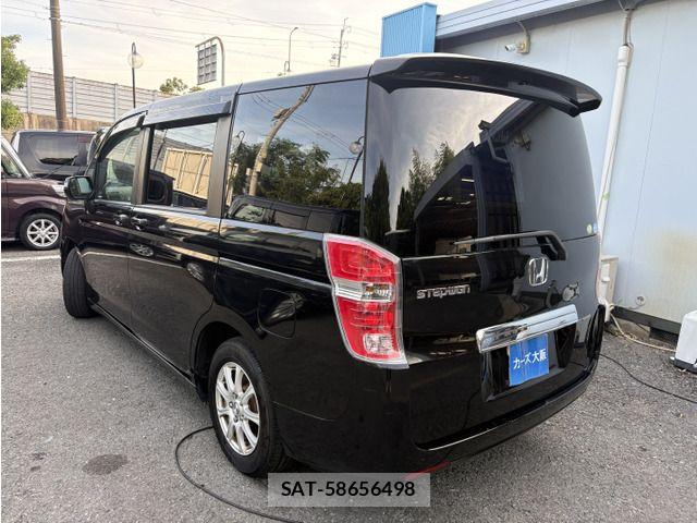 Honda e 2011-07 8146760-3