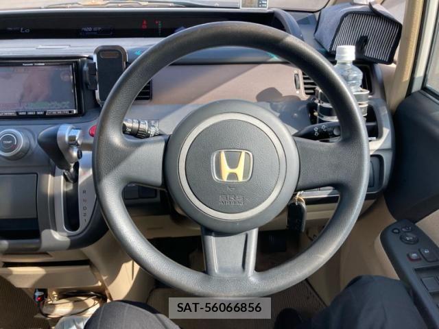 Honda e 2007-03 8210395-18