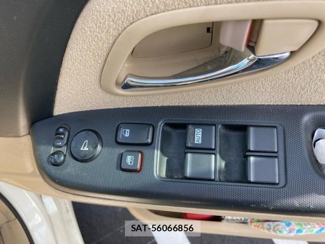 Honda e 2007-03 8210395-25