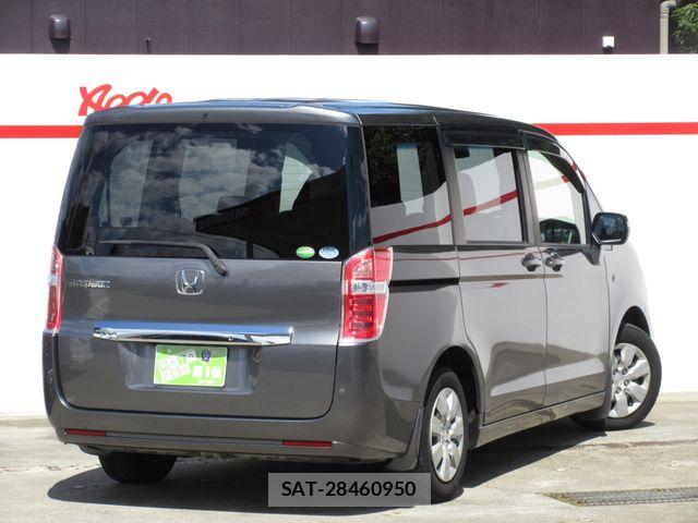 Honda e 2013-08 8210394-2