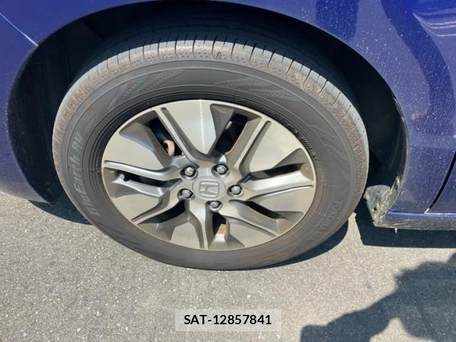 Honda e 2016-05 8210391-9