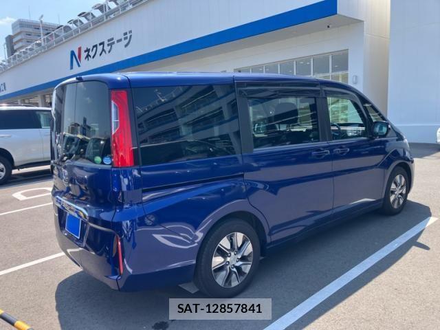 Honda e 2016-05 8210391-5