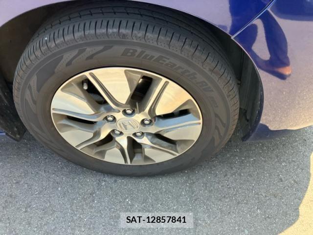Honda e 2016-05 8210391-6