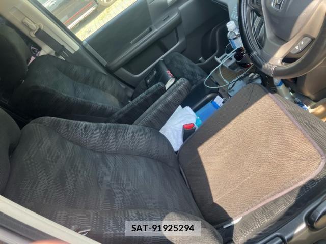 Honda e 2012-08 8210396-9