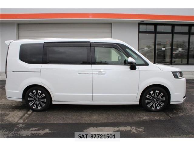 Honda e 2022-11 8231876-11