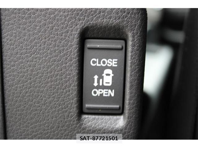 Honda e 2022-11 8231876-7
