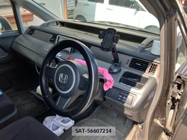 Honda e 2007-02 8231889-14