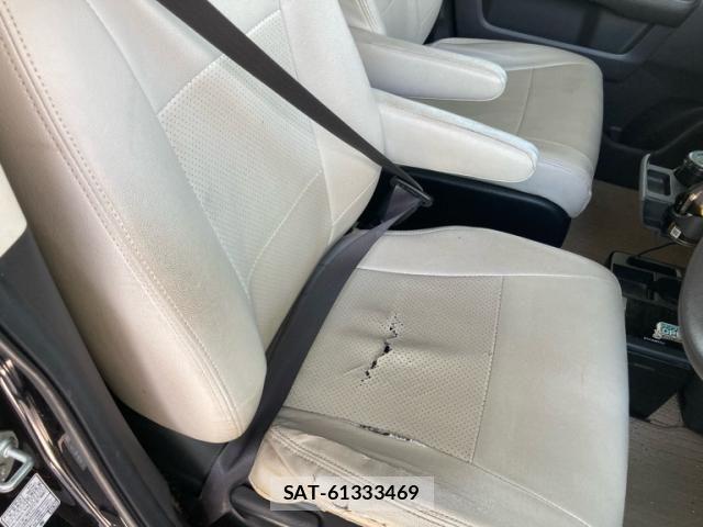 Honda e 2012-04 8231893-14