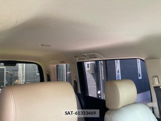 Honda e 2012-04 8231893-15