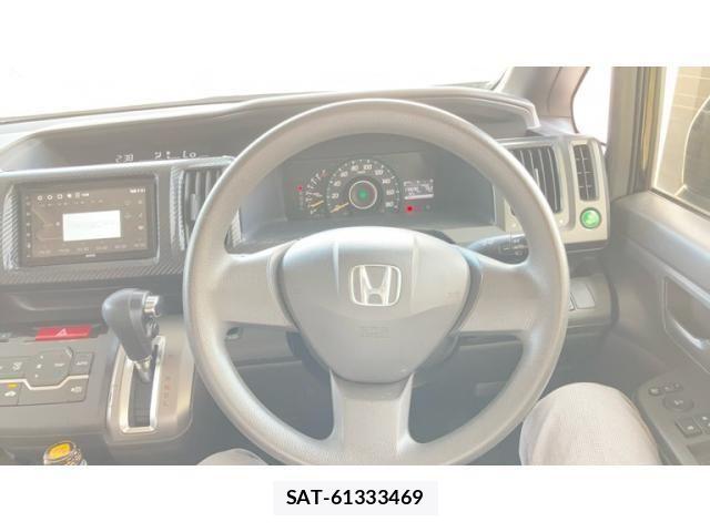 Honda e 2012-04 8231893-17