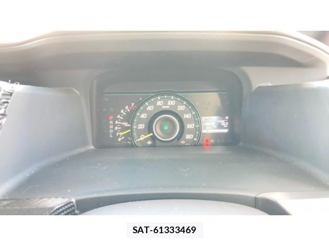 Honda e 2012-04 8231893-18