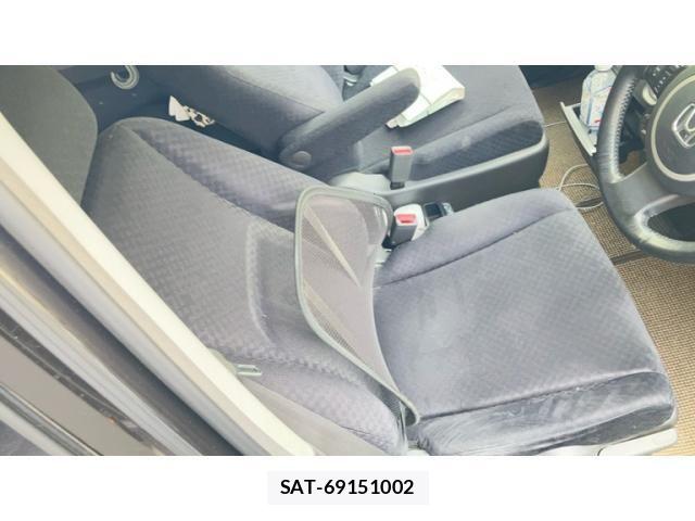 Honda e 2007-03 8231888-9