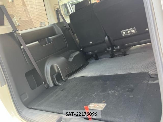 Honda e 2012-04 8231877-10