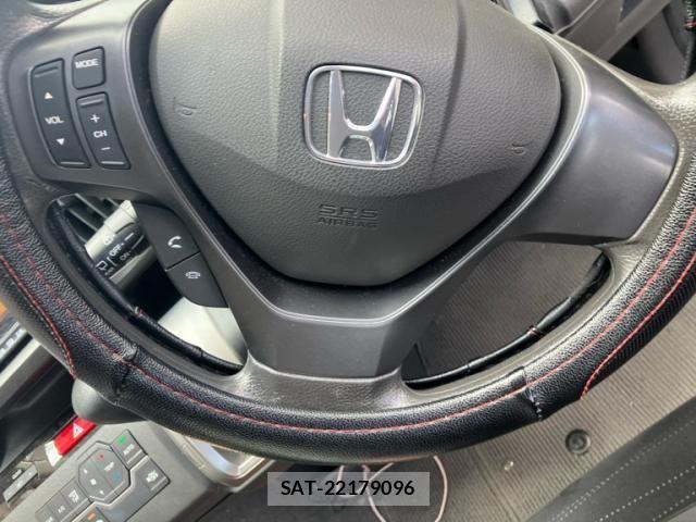 Honda e 2012-04 8231877-16