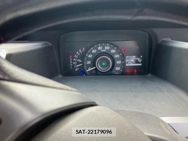 Honda e 2012-04 8231877-17