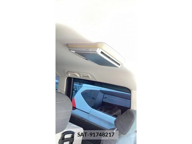 Honda e 2011-03 8231886-12
