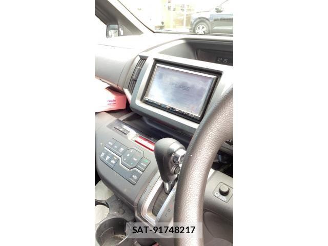 Honda e 2011-03 8231886-15