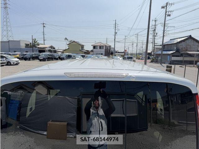 Honda e 2021-03 8246777-14