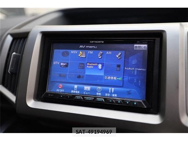 Honda e 2013-10 8246779-22