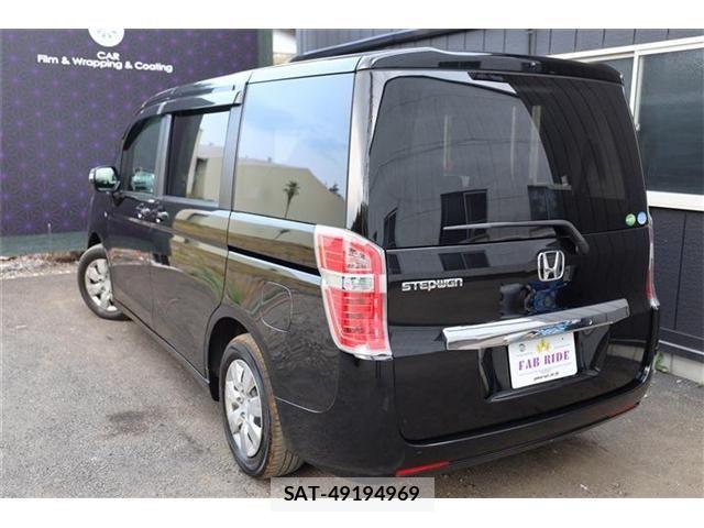 Honda e 2013-10 8246779-7