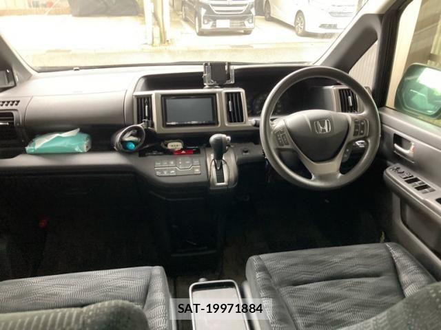 Honda e 2013-09 8246780-13