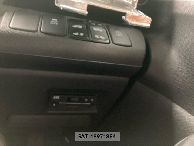 Honda e 2013-09 8246780-15