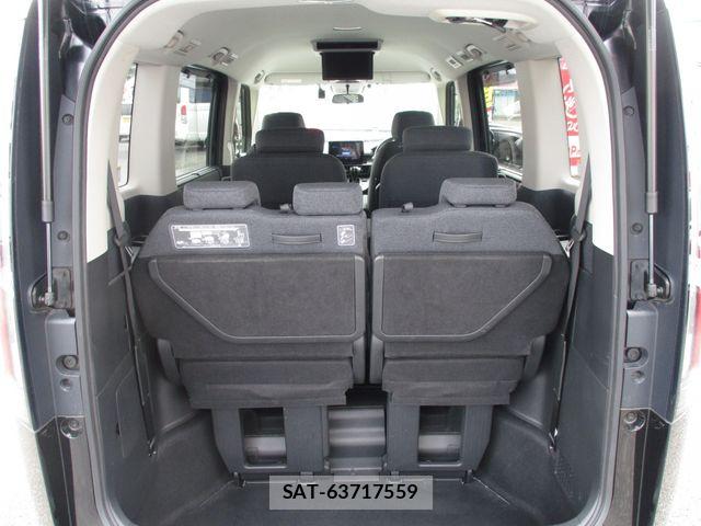 Honda e 2022-08 8317280-12