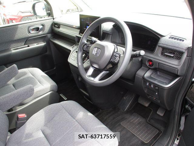 Honda e 2022-08 8317280-13