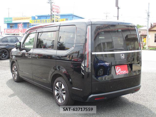 Honda e 2022-08 8317280-4