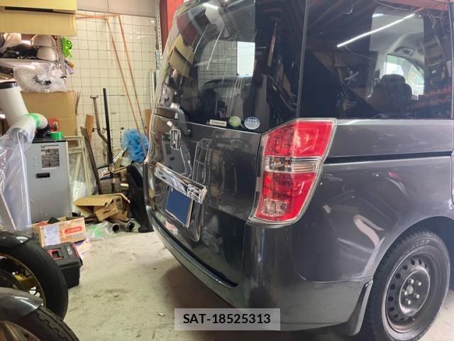 Honda e 2012-03 8317291-2